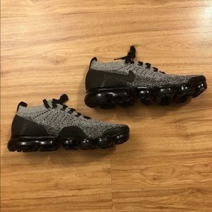 Nike Air VaporMax Flyknit 2 "Cookies and Cream"